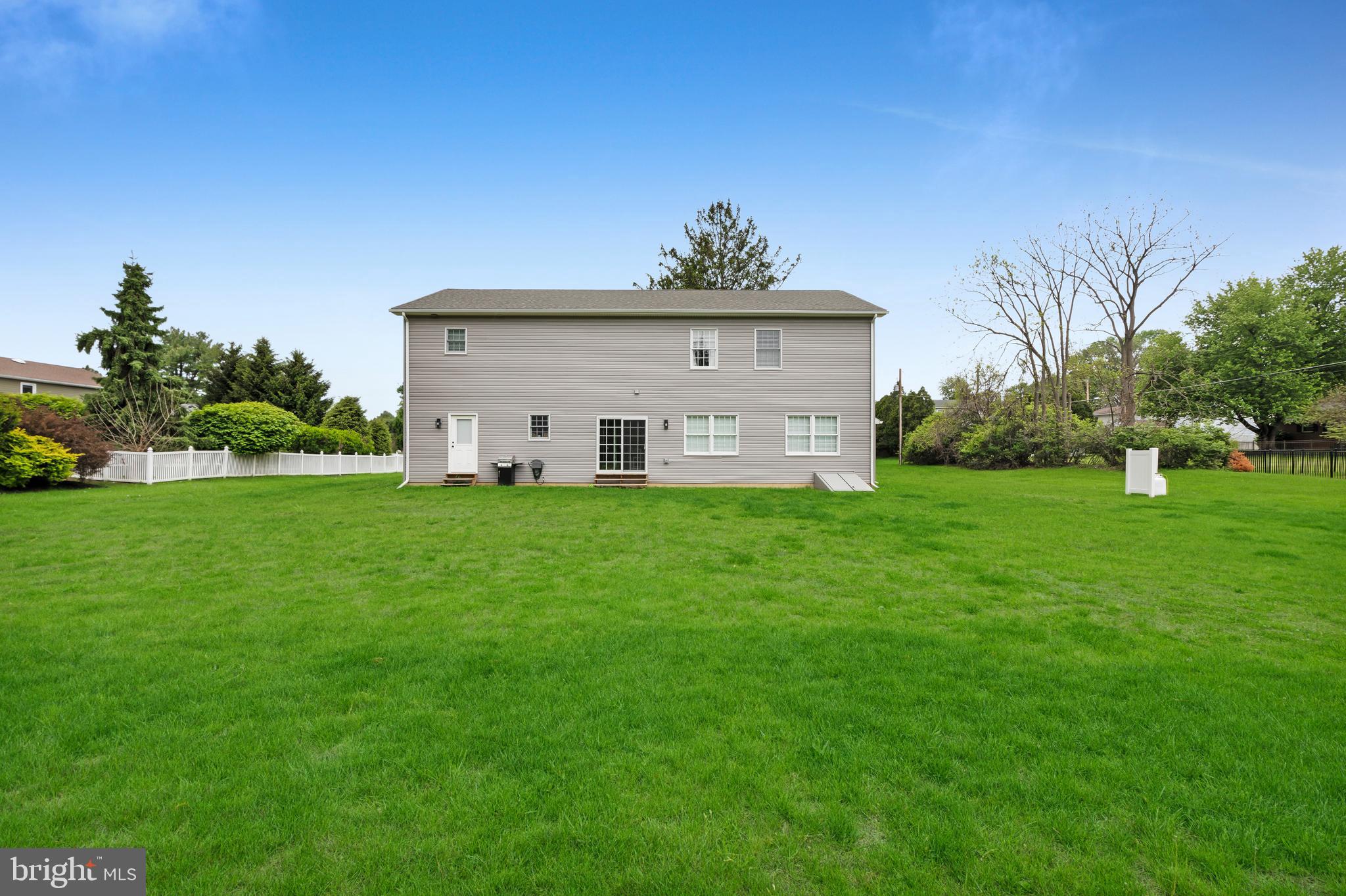 2840 Jacksonville Road Bethlehem, PA 18017 - Photo 7 of 57 a view of a house with a yard
