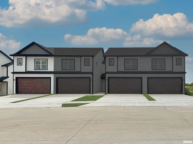 $320,415 | 5882 Butterfield Court, Bettendorf, IA 52722