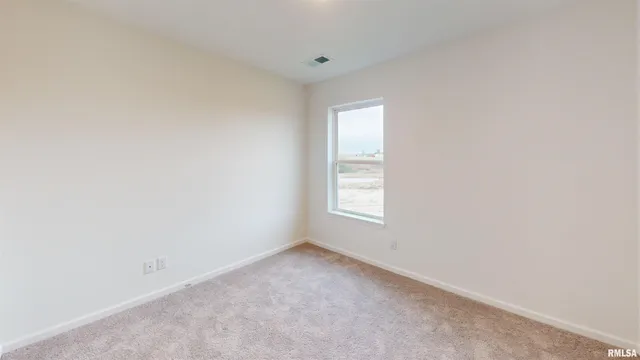 $320,415 | 5882 Butterfield Court, Bettendorf, IA 52722