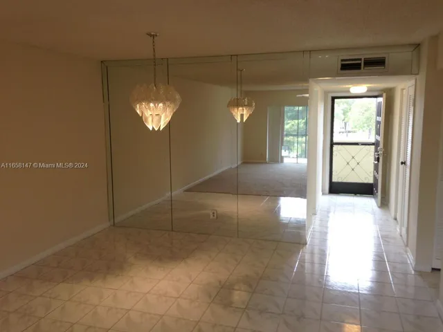$140,500 | 6201 North Falls Cir Drive, Unit 311, Lauderhill, FL 33319