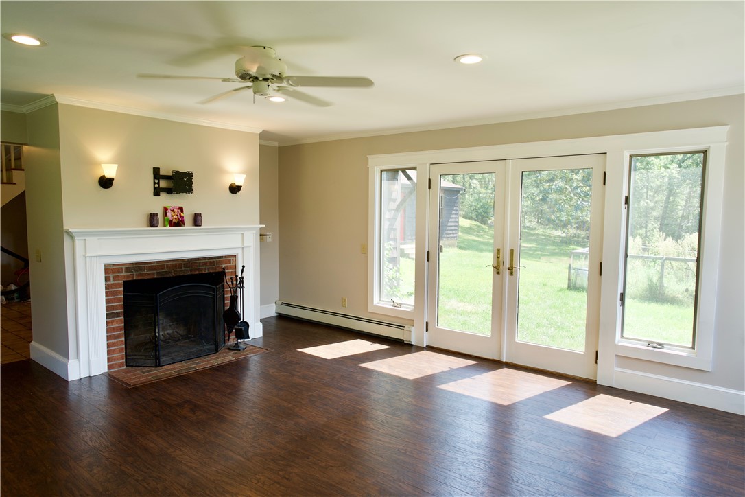 2390 Ten Rod Road Exeter, RI 02822 - Photo 5 of 30