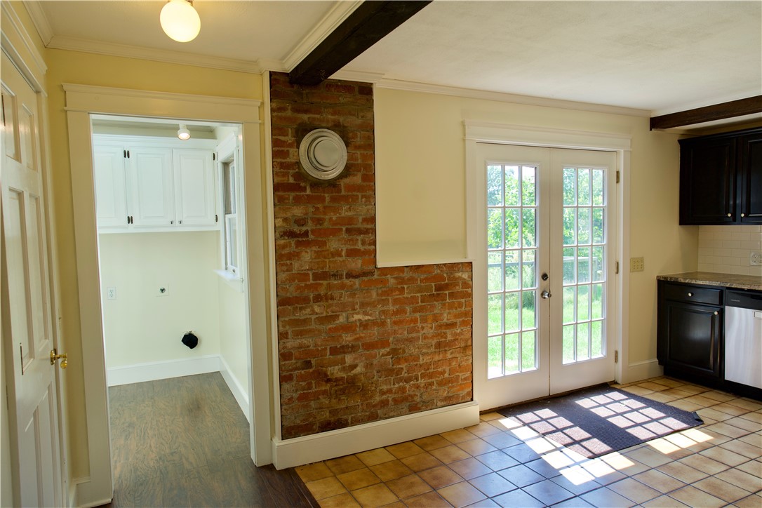 2390 Ten Rod Road Exeter, RI 02822 - Photo 9 of 30