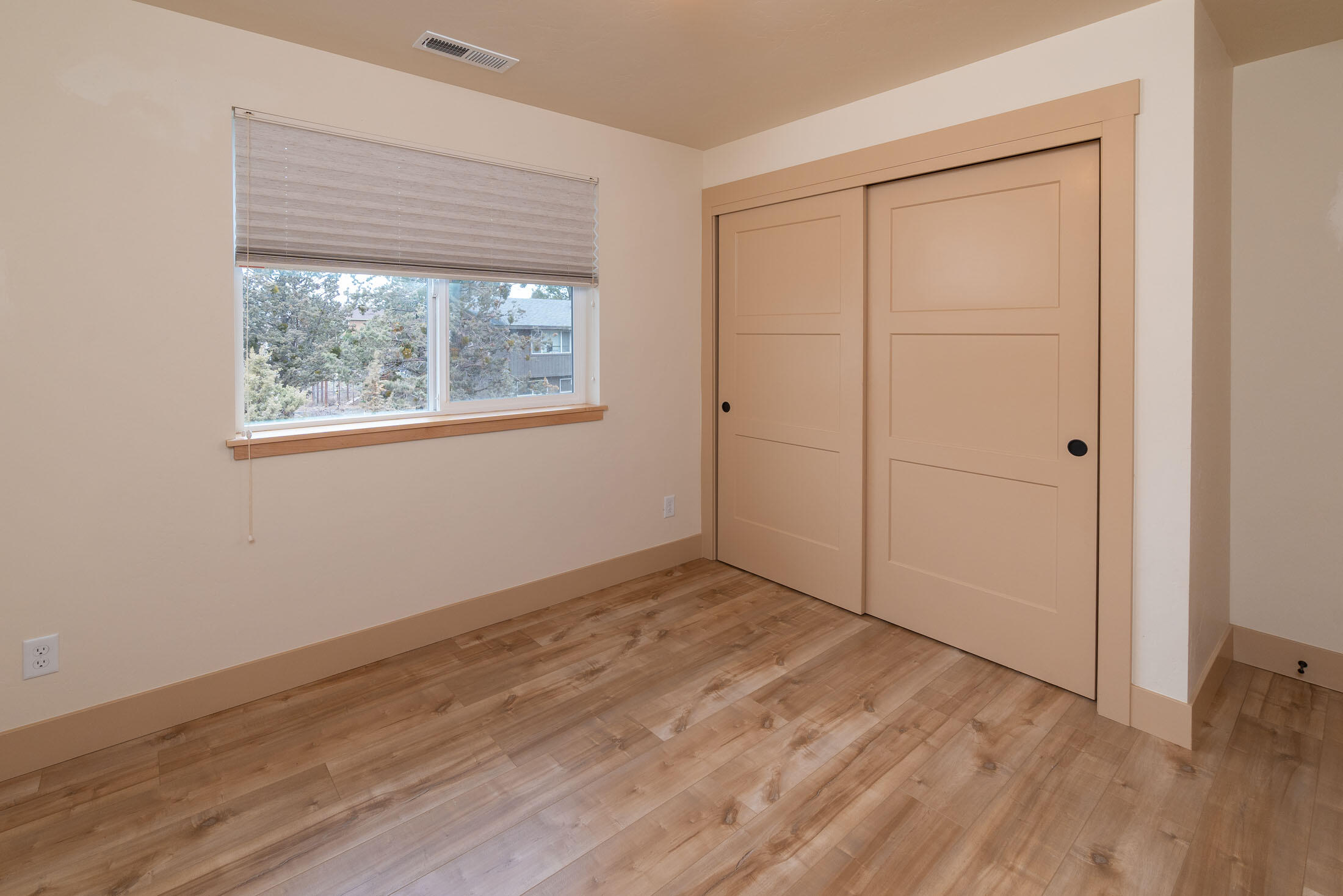 62851 Daniel Road, Unit 2 Bend, OR 97701 - Photo 11 of 26 62851 Daniel Rd_0039 copy