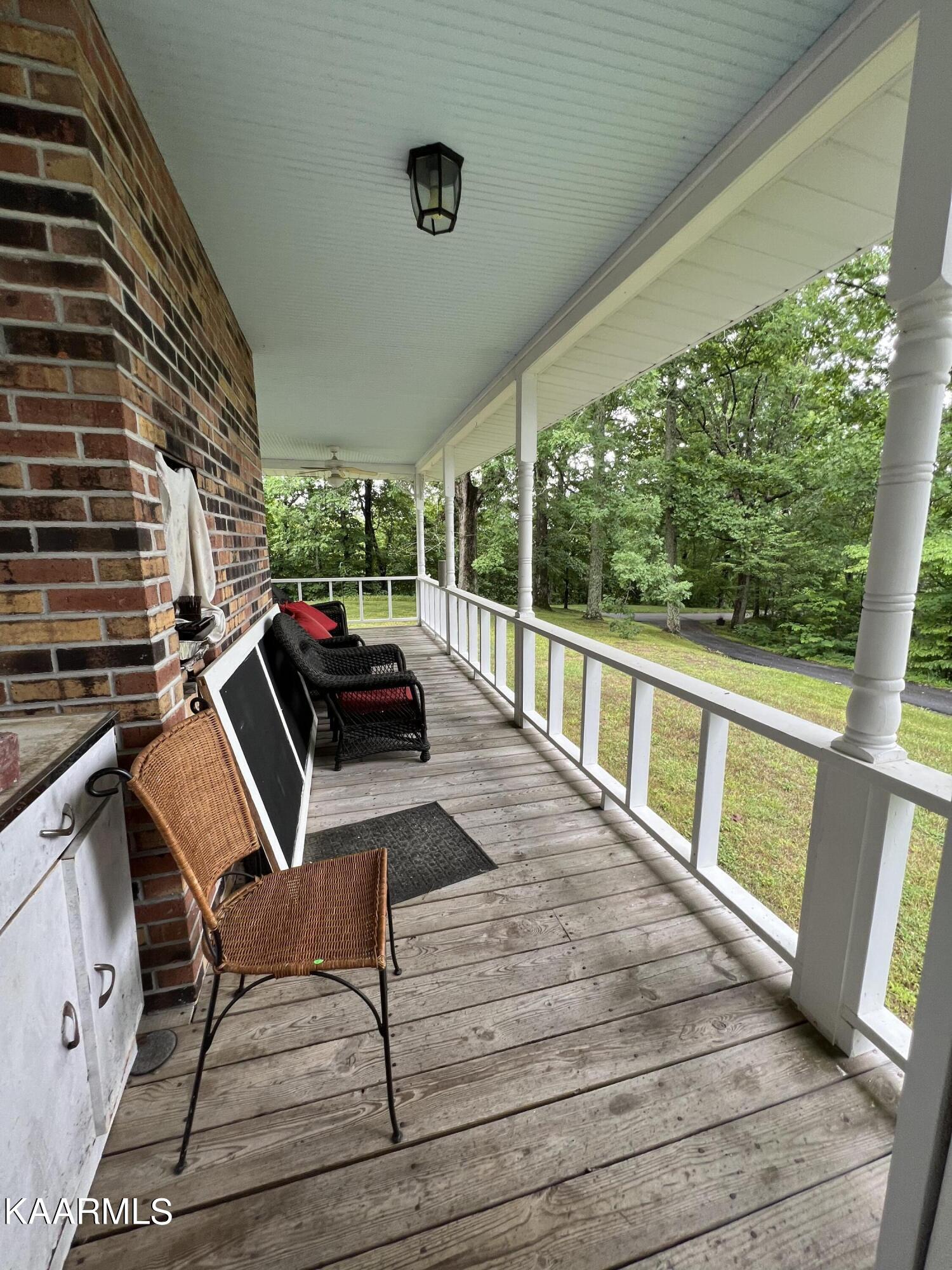 561 Grape Rough Road Oneida, TN 37841 - Photo 11 of 33 23BB914B-21A0-4173-A32C-98B12AA4F346