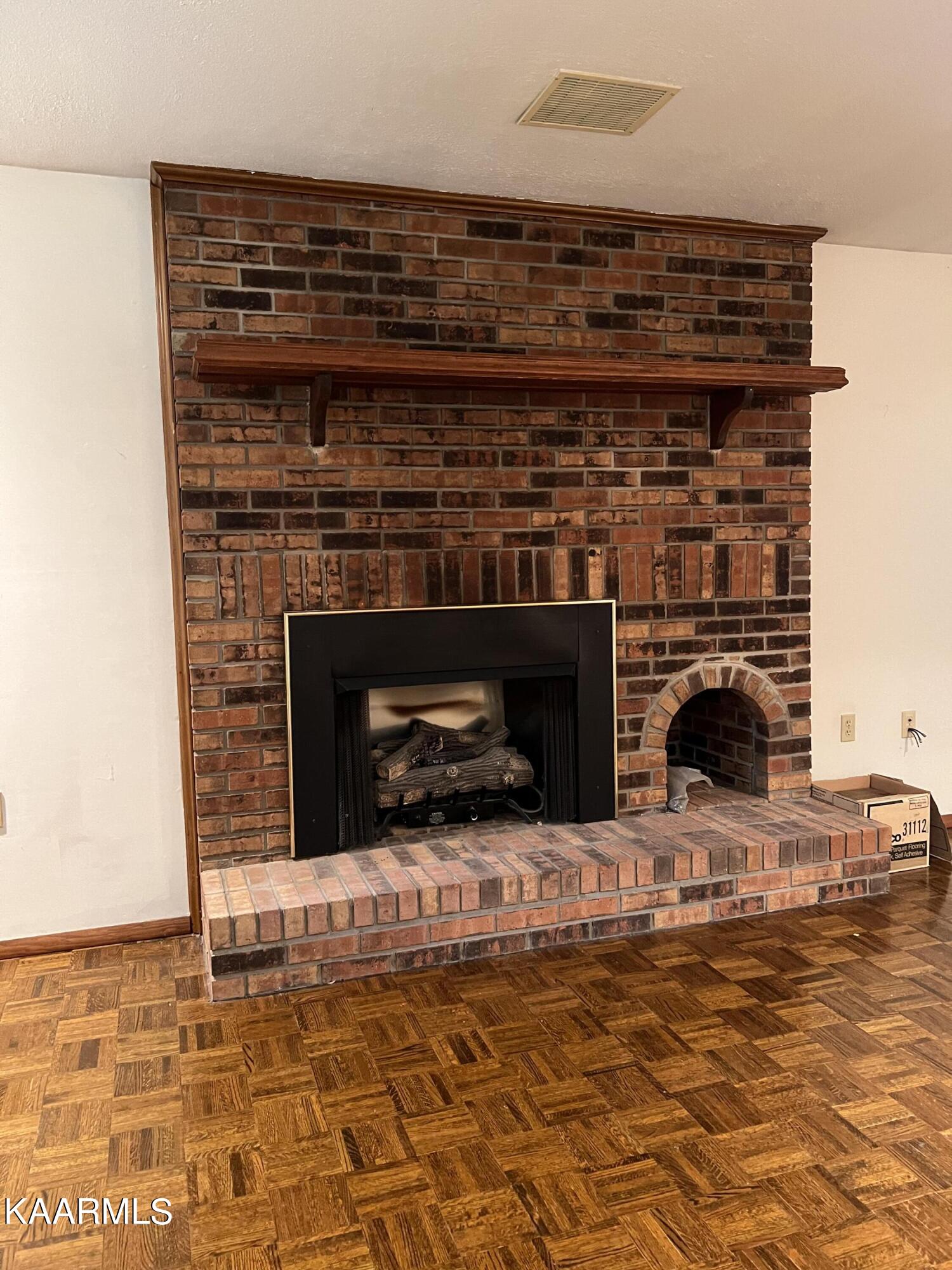 561 Grape Rough Road Oneida, TN 37841 - Photo 16 of 33 549CC2BC-05D4-4C8F-B8A8-EDD45B0B0B8E