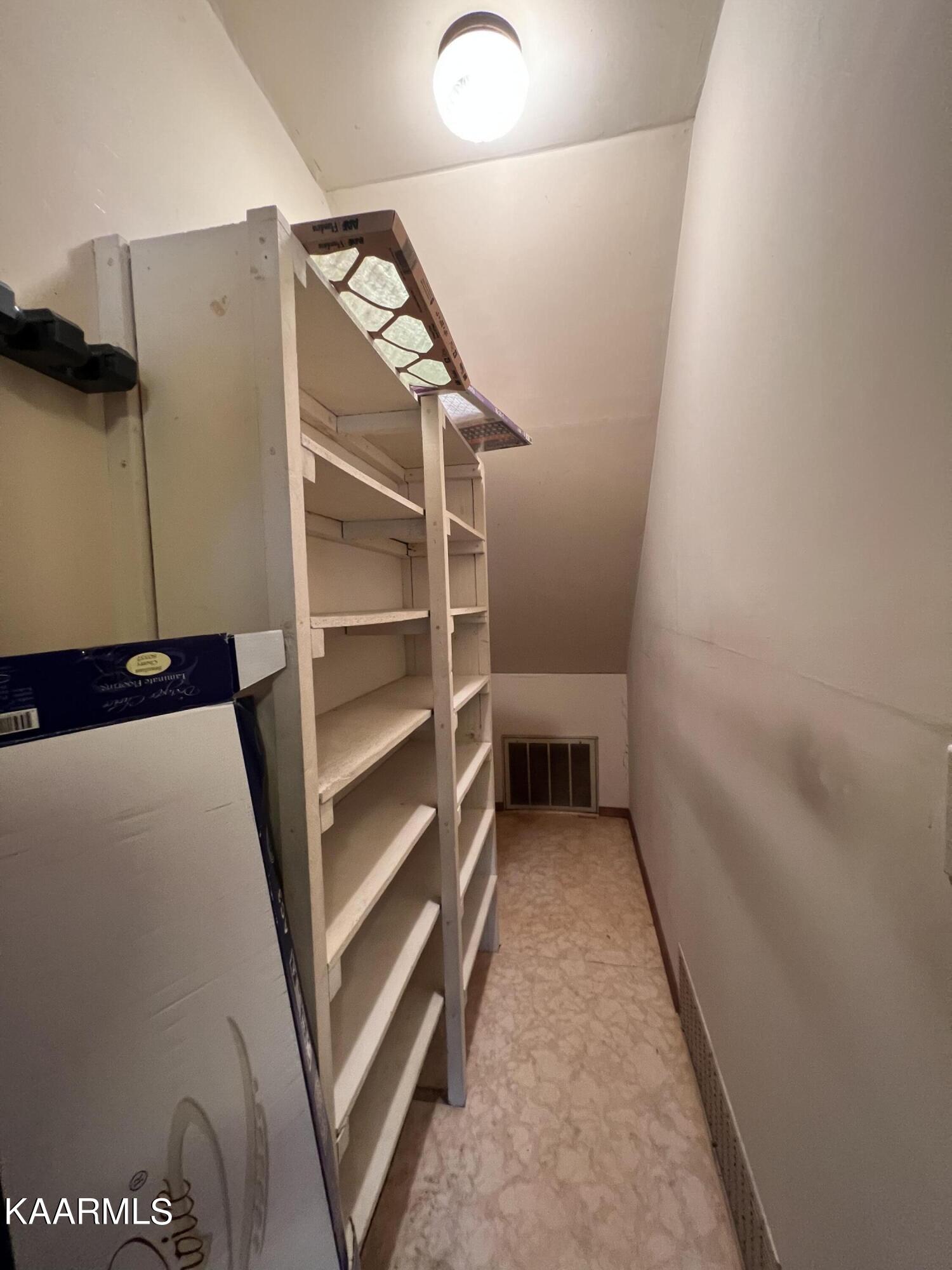 561 Grape Rough Road Oneida, TN 37841 - Photo 21 of 33 D827A1A4-D200-45CC-A62C-BAC837F0586A