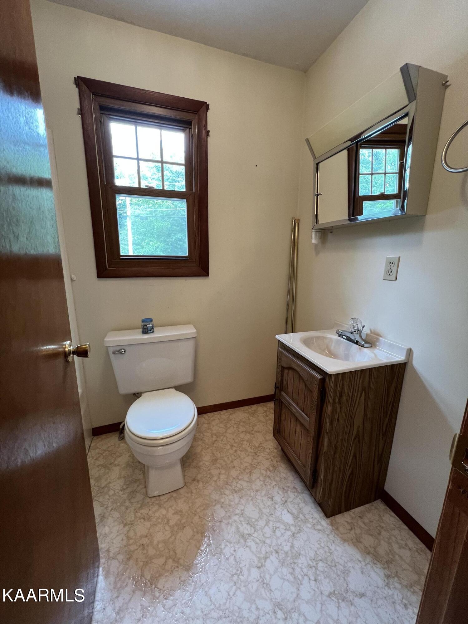 561 Grape Rough Road Oneida, TN 37841 - Photo 31 of 33 5EC9AFE5-145D-44AA-8650-98F837EB4D1B