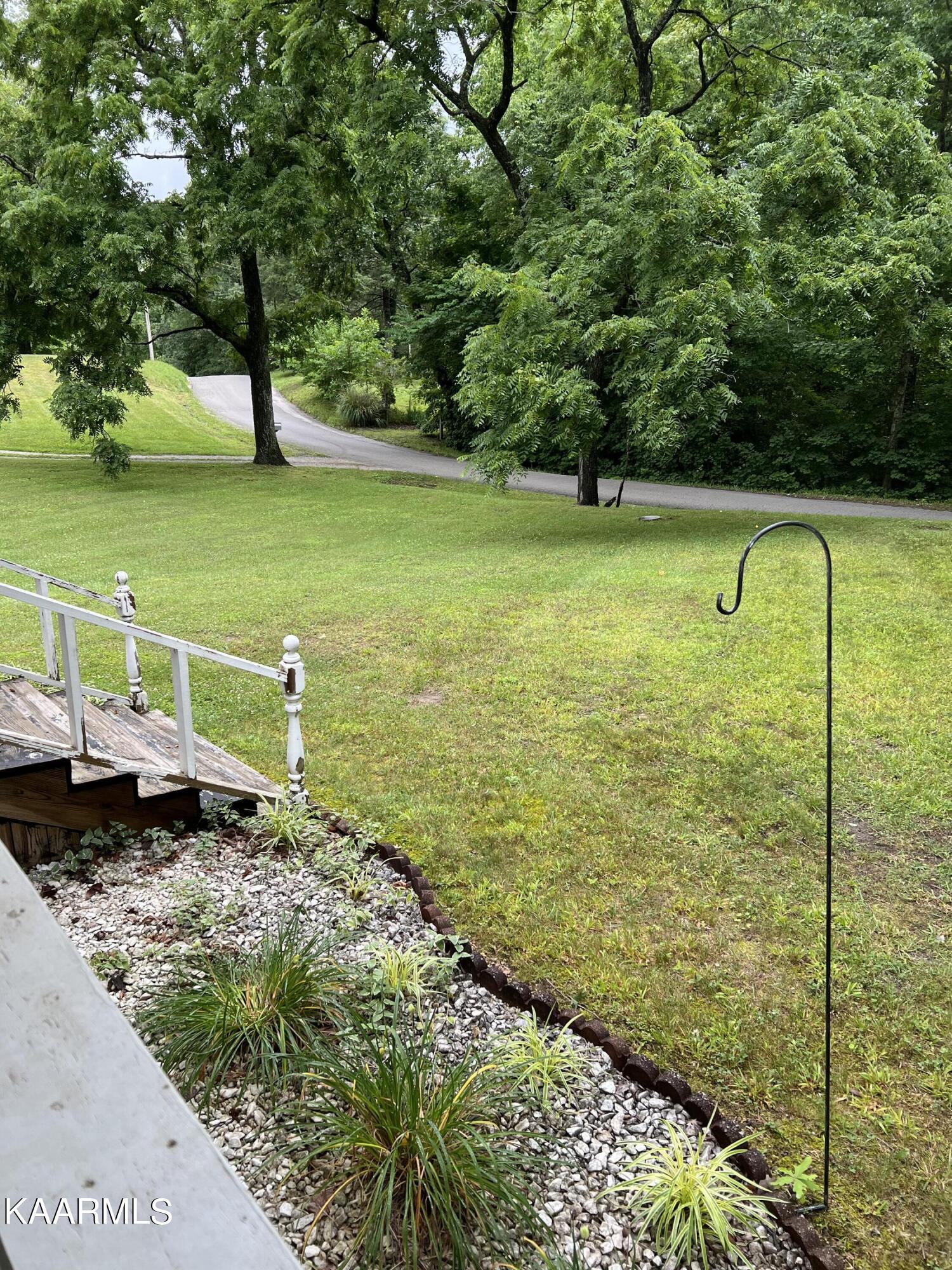 561 Grape Rough Road Oneida, TN 37841 - Photo 9 of 33 4292B05D-BF4D-4461-BC79-D385145AB586