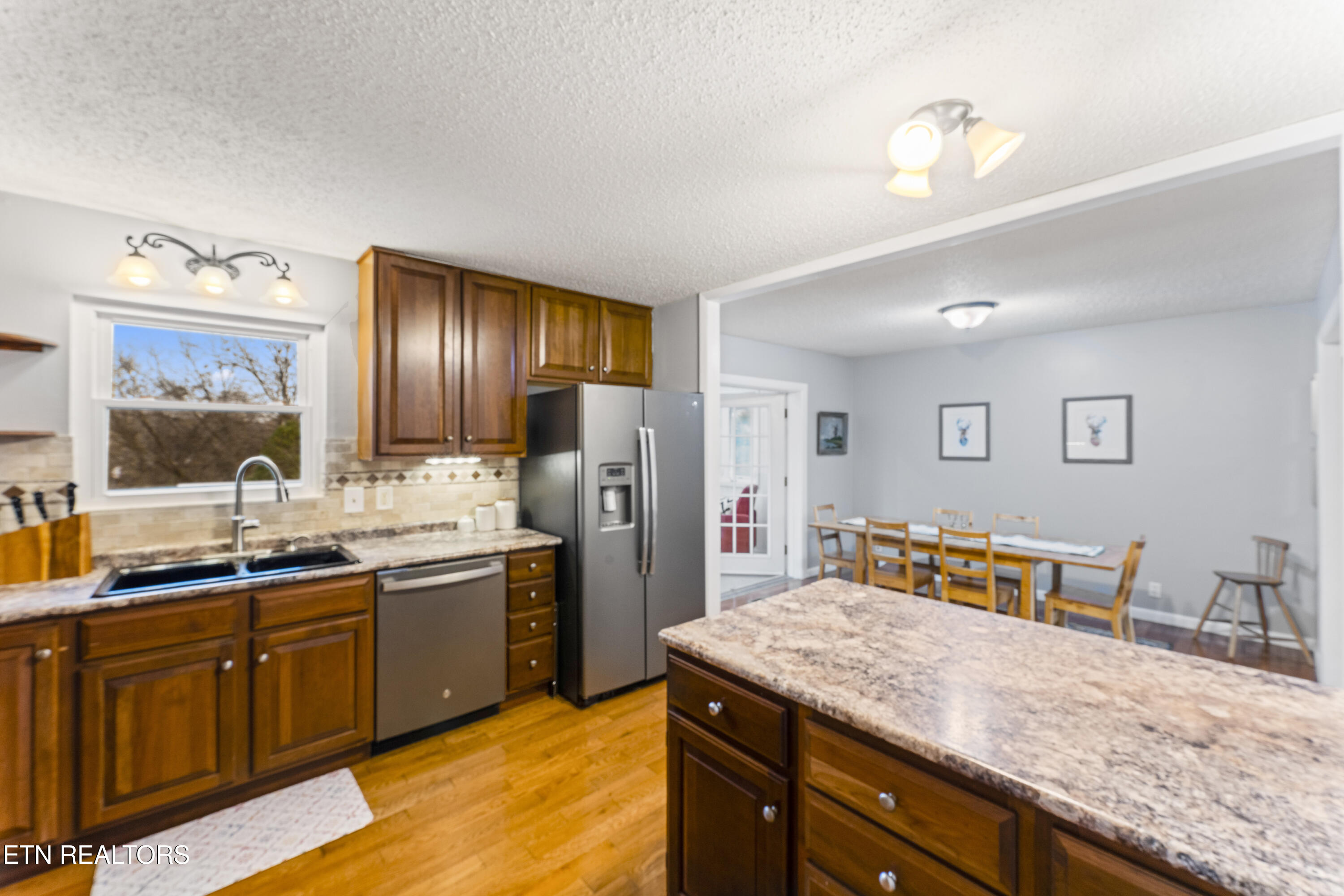812 Crest Forest Road Knoxville, TN 37923 - Photo 26 of 45 photos_high_resolution_DSC08246