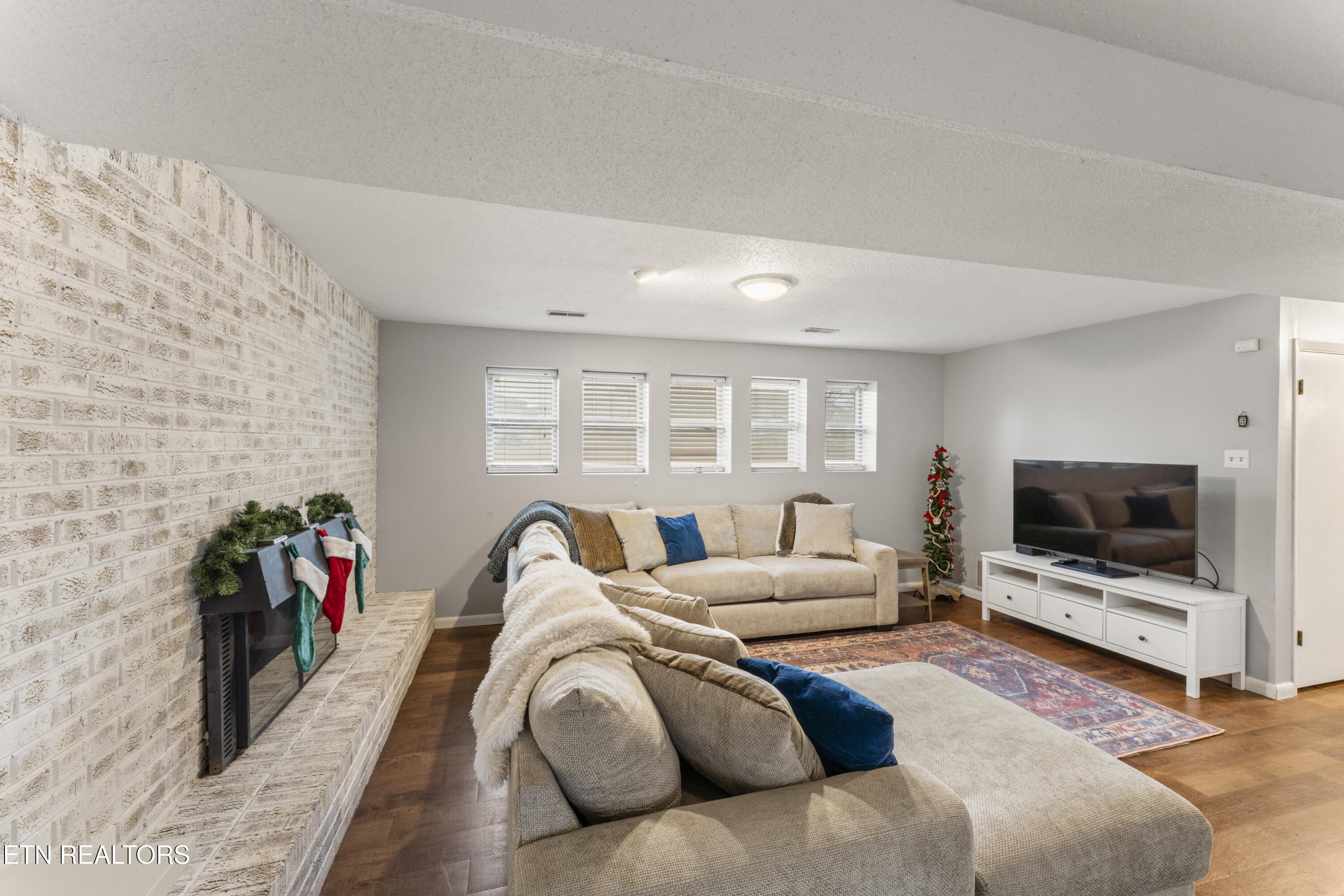 812 Crest Forest Road Knoxville, TN 37923 - Photo 33 of 45 photos_high_resolution_DSC08286