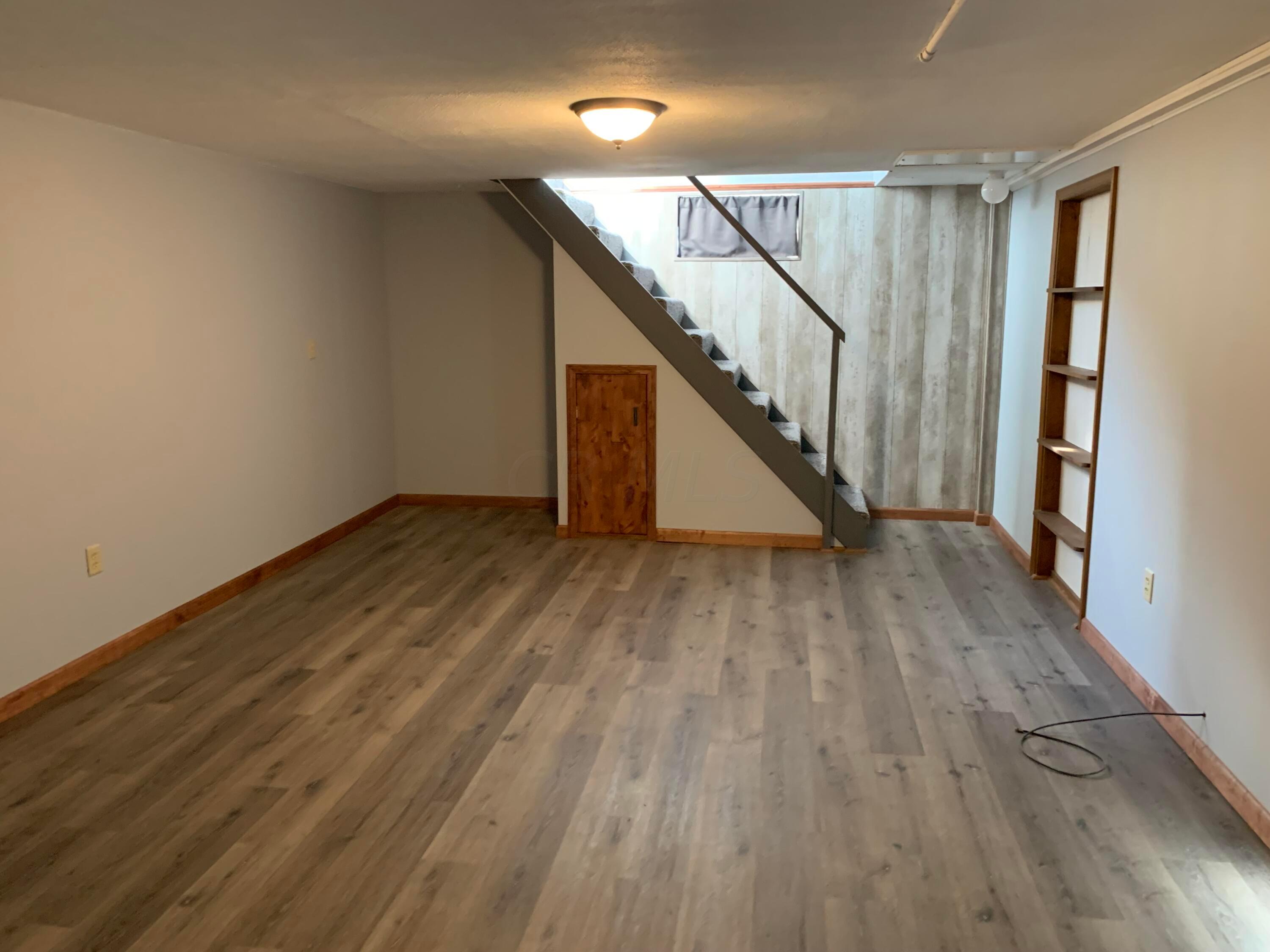 424 Watt Street Circleville, OH 43113 - Photo 37 of 43 Livingroom Down 3