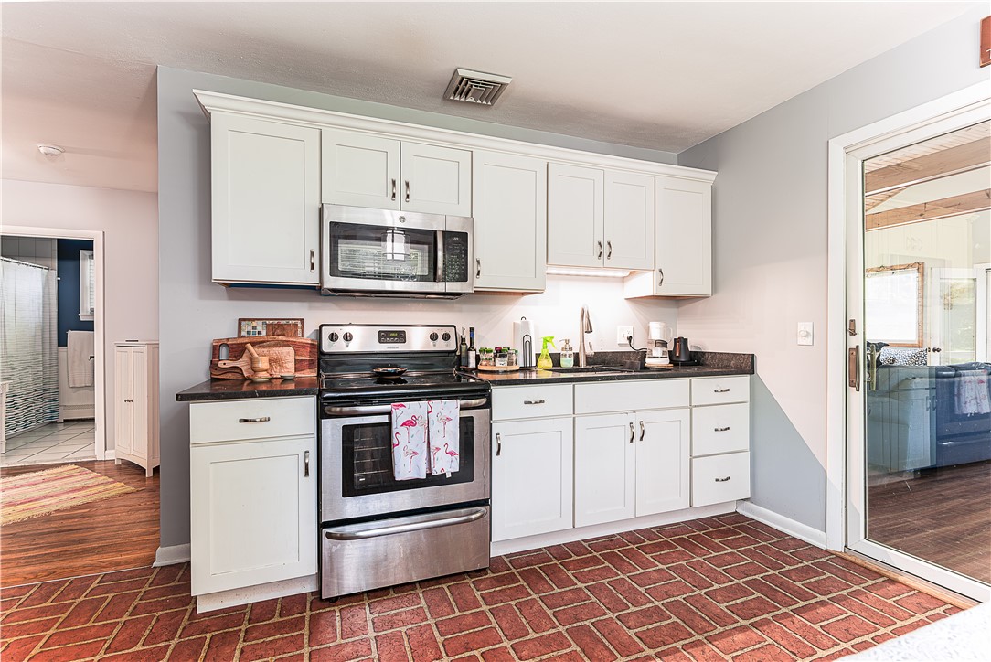 26 Fort Ninigret Road Charlestown, RI 02813 - Photo 15 of 36