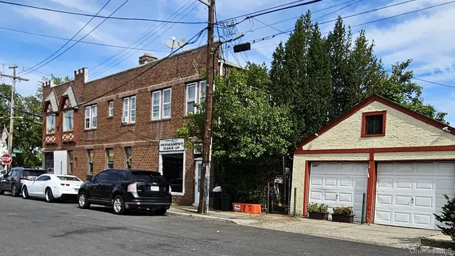 a car parked in front of a building