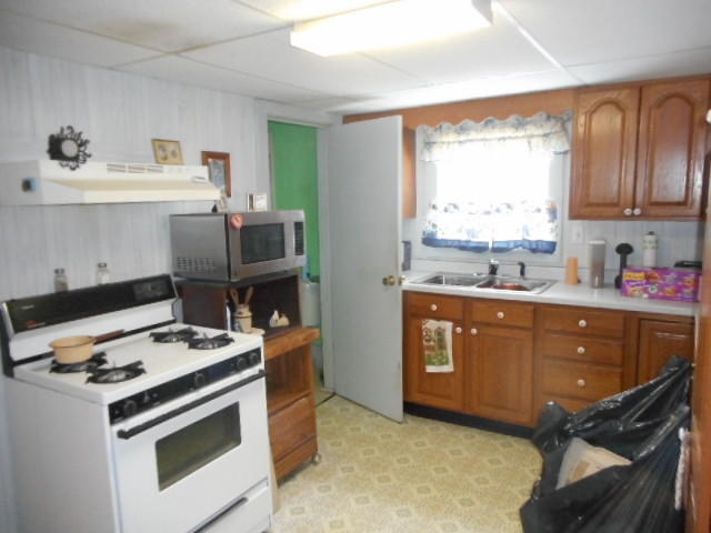 11 Water Street Howland, ME 04448 - Photo 4 of 11 DSCN6856