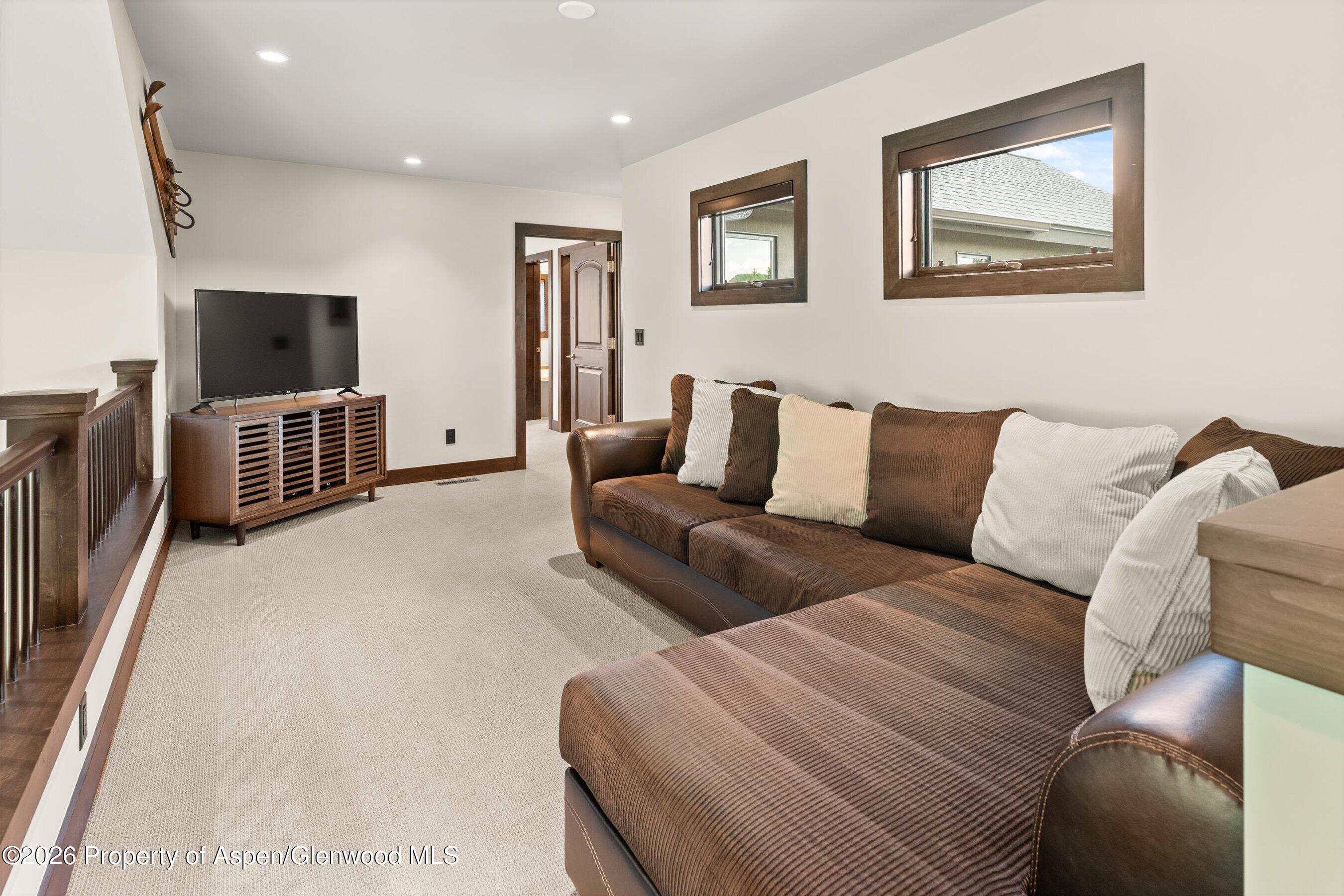 285 Saddleback Road Carbondale, CO 81623 - Photo 37 of 55 Upper level living room