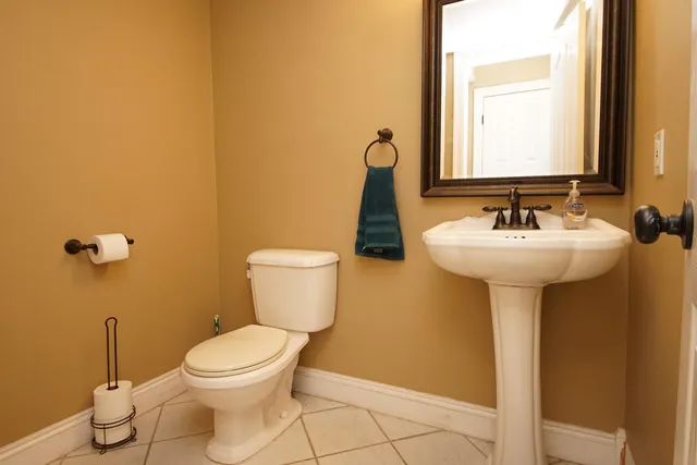 $2,875 | 574 L Ombre Circle Northeast, Fort Walton Beach, FL 32547