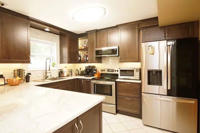 $2,875 | 574 L Ombre Circle Northeast, Fort Walton Beach, FL 32547