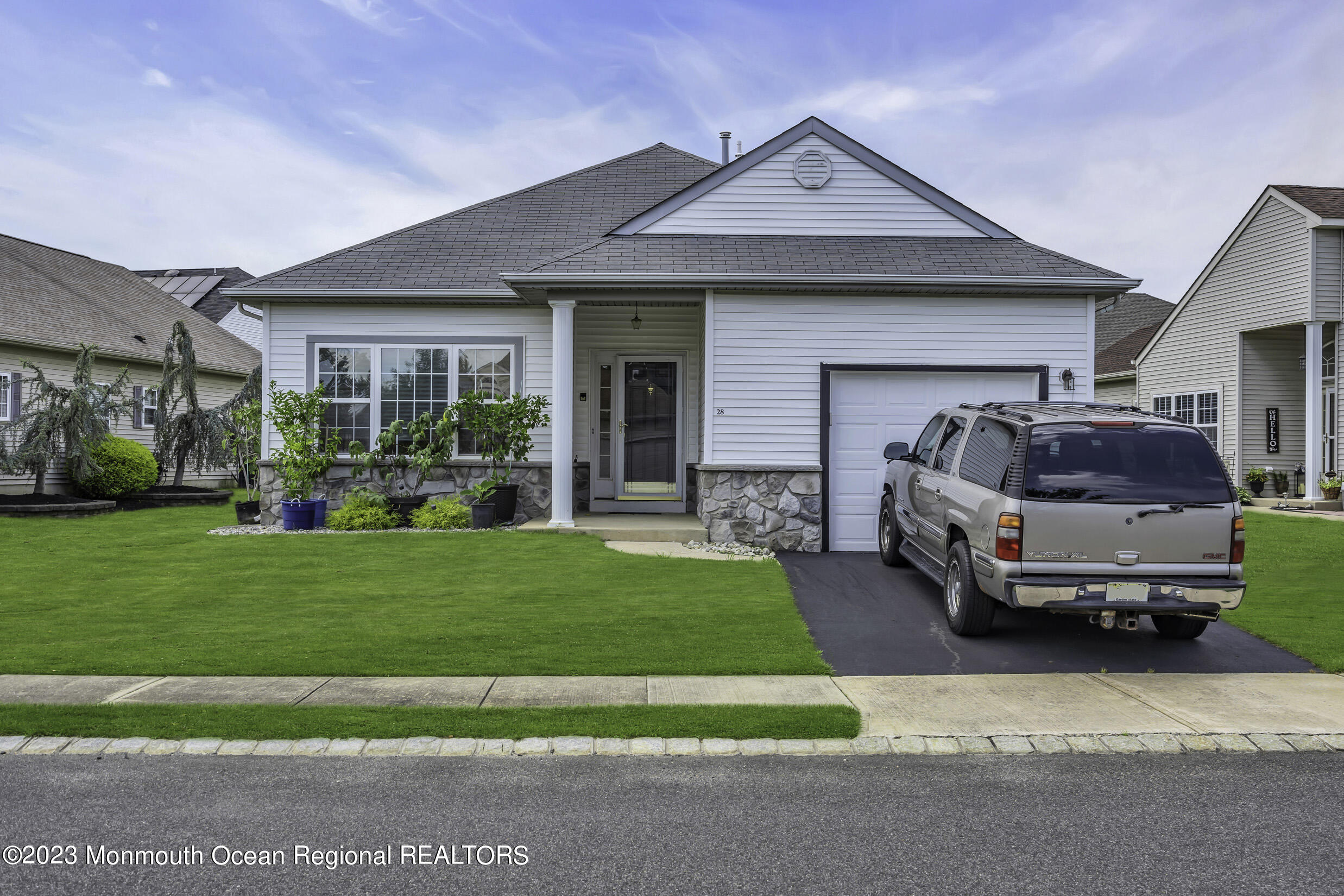 28 Ravenna Road Manchester Township, NJ 08759 - Photo 3 of 44 1 (3)