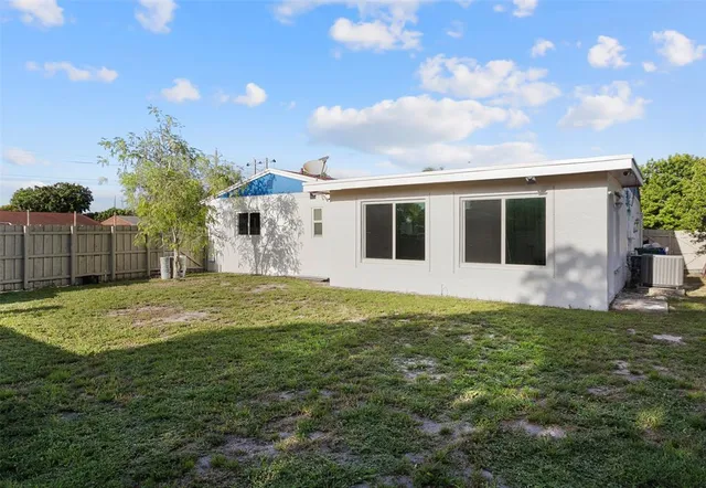 $489,000 | 171 Southwest 78th Avenue, Margate, FL 33068