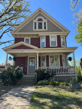 $229,900 | 303 East Academy Street, Owatonna, MN 55060