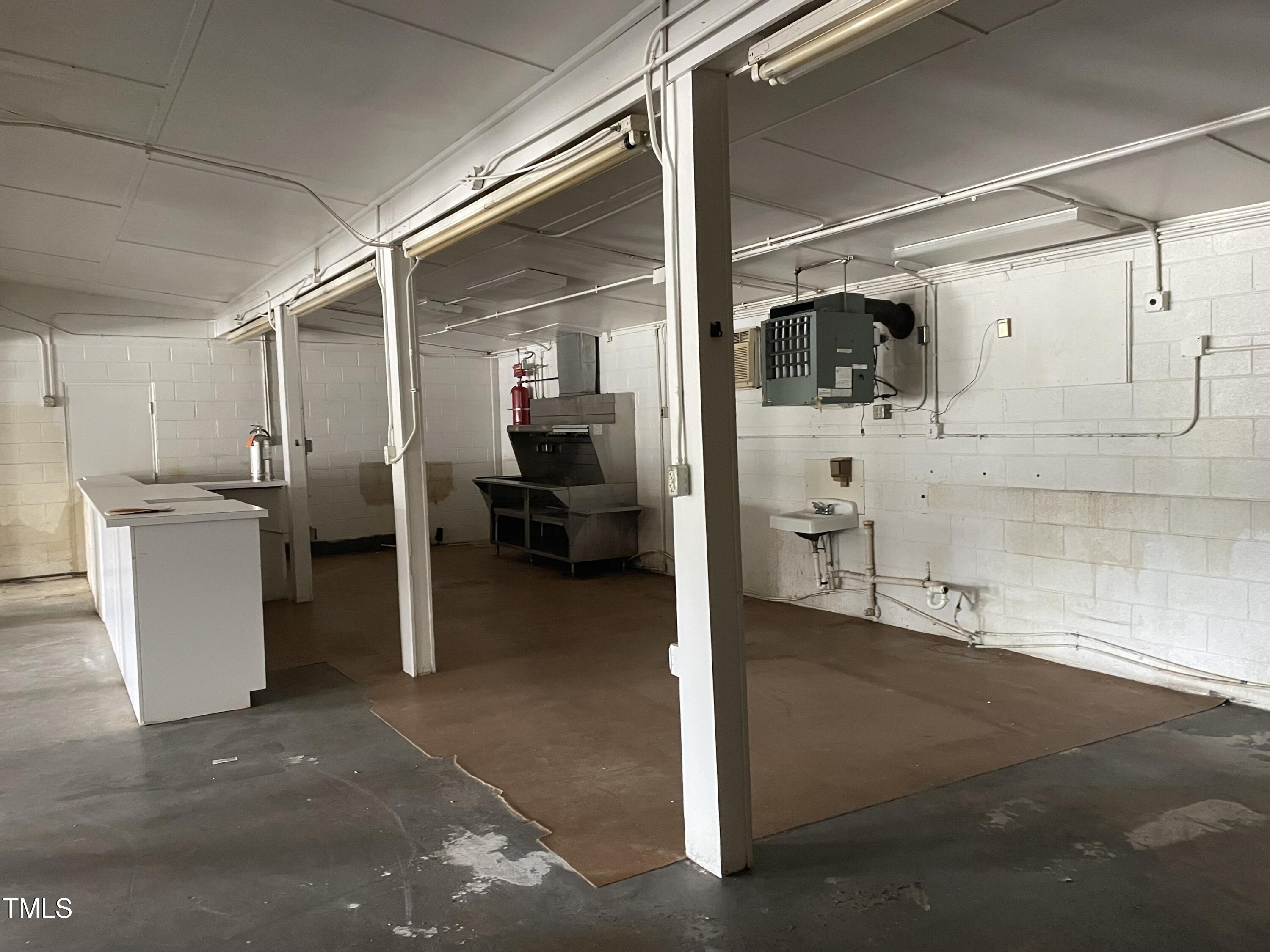 9801 Ten-Ten Road Raleigh, NC 27603 - Photo 7 of 17 IMG_0141