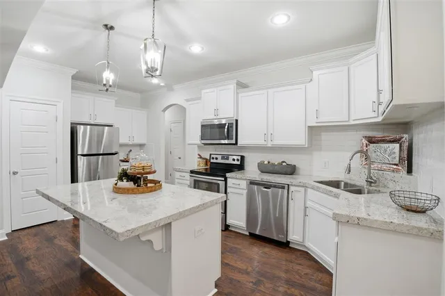 $234,999 | 329 Paisley Parkway, Sulphur, LA 70665