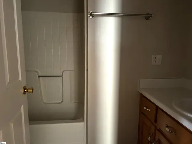 $1,500 | 203 South 356, Woodruff, SC 29388