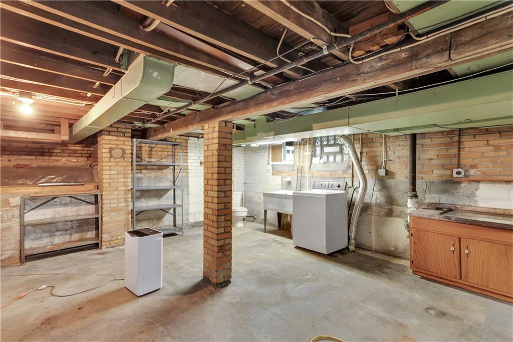 520 Edgewood Road Beaver Falls, PA 15010 - Photo 25 of 29 Gallery Image 25