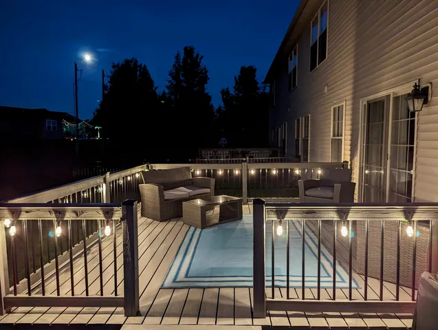 $300,000 | 708 Dennis Drive, Mahomet, IL 61853