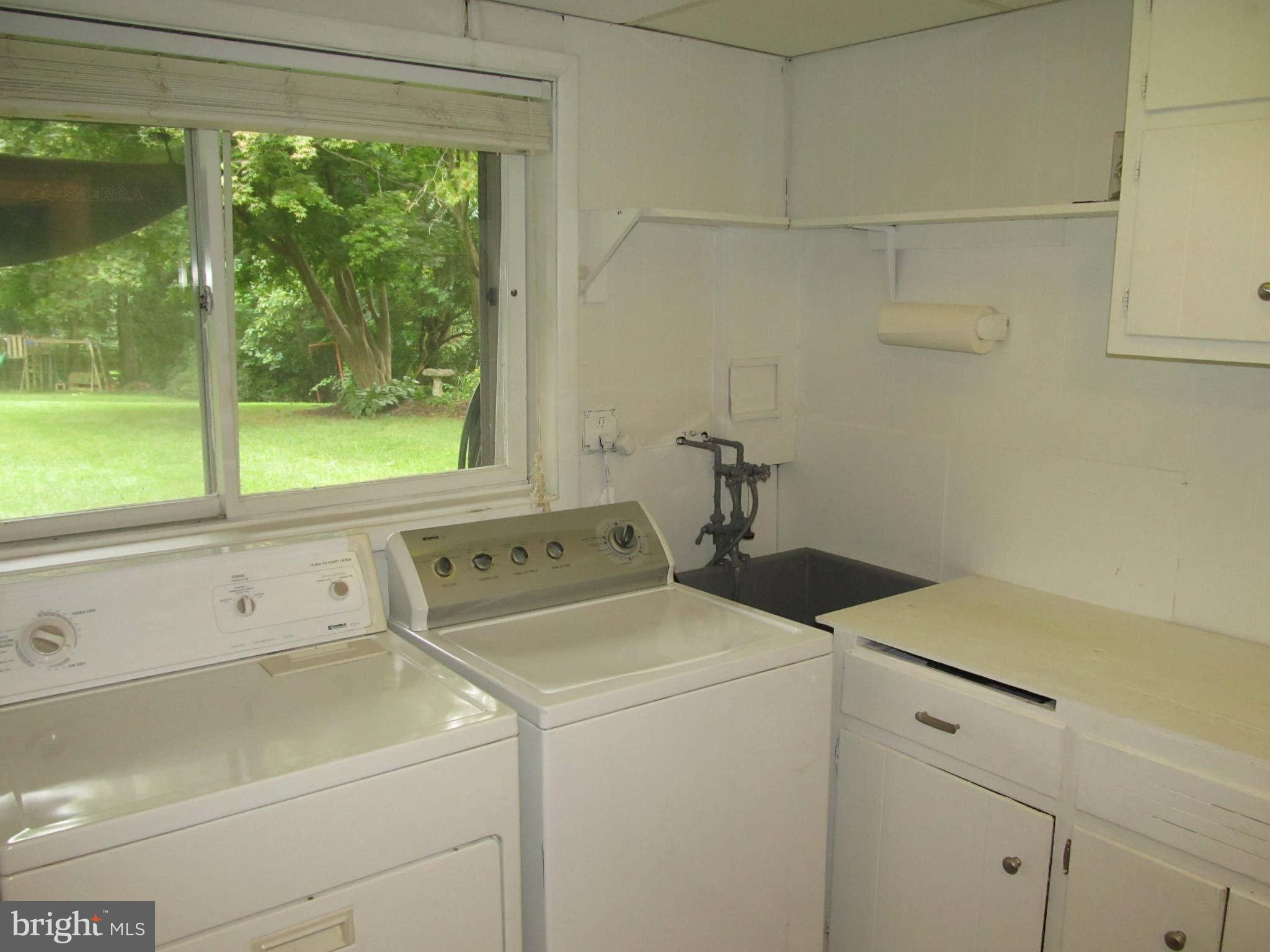 1007 Gadsden Avenue Silver Spring, MD 20905 - Photo 27 of 30 Laundry Room