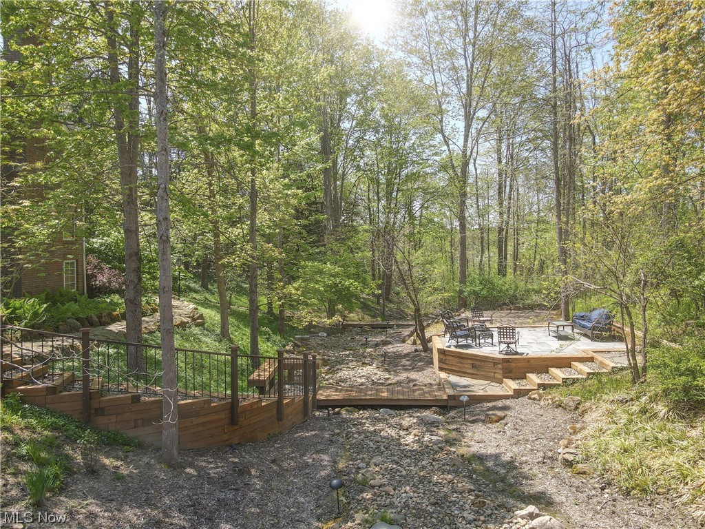45 High Point Lane Chagrin Falls, OH 44022 - Photo 3 of 7 Gallery Image 3