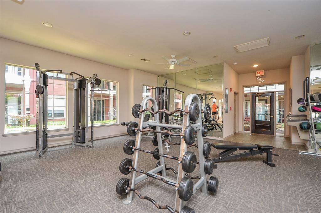 2400 McCue Road, Unit 428 Houston, TX 77056 - Photo 21 of 24