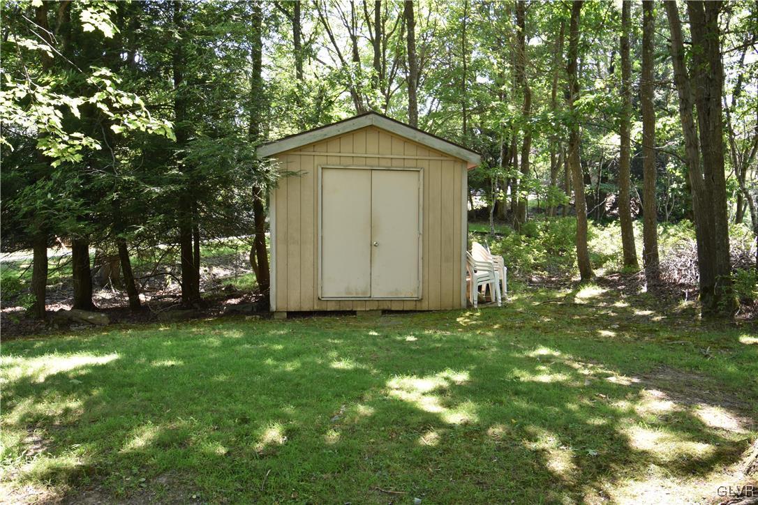 134 Sage Road Long Pond, PA 18334 - Photo 6 of 45
