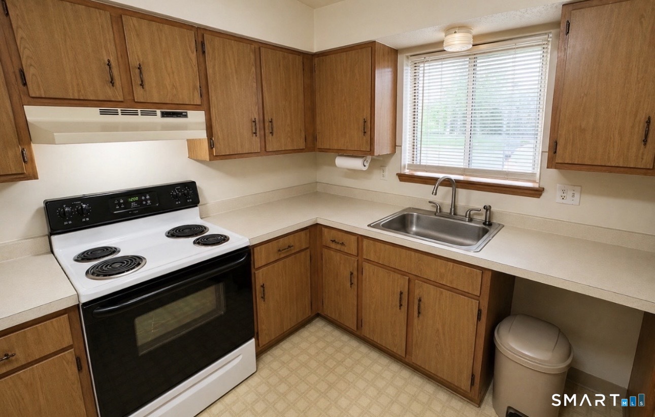 975 Meriden Road, Unit 117 Waterbury, CT 06705 - Photo 4 of 16