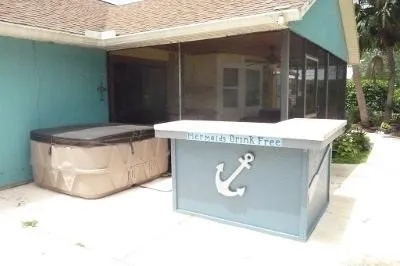 $3,900 | 422 Southwest Avocado Avenue, Sebastian, FL 32958