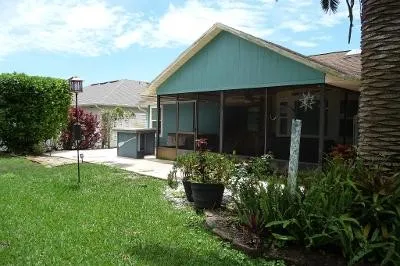 $3,900 | 422 Southwest Avocado Avenue, Sebastian, FL 32958