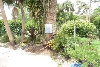 $3,900 | 422 Southwest Avocado Avenue, Sebastian, FL 32958