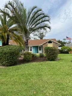 $3,900 | 422 Southwest Avocado Avenue, Sebastian, FL 32958