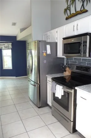 $3,900 | 422 Southwest Avocado Avenue, Sebastian, FL 32958