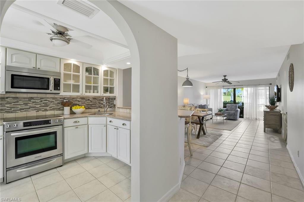 601 Augusta Boulevard, Unit 6014 Naples, FL 34113 - Photo 4 of 31