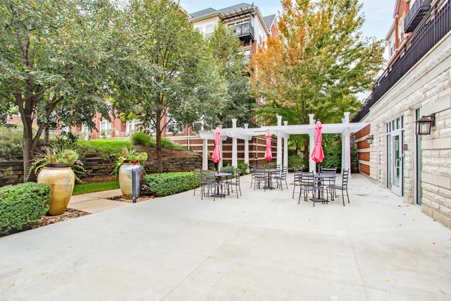 $349,900 | 7757 Van Buren Street, Unit 511, Forest Park, IL 60130