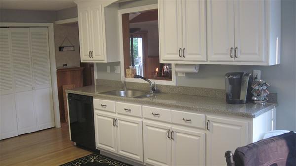 6 Howe Street Medway, MA 02053 - Photo 7 of 20 Gallery Image 7