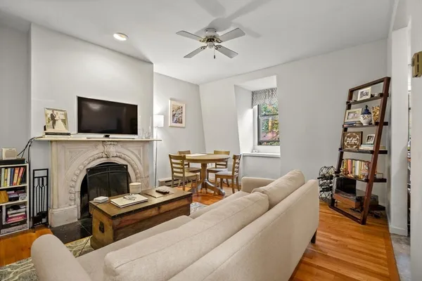 $3,300 | 39 Dwight Street, Unit 4, Boston, MA 02118