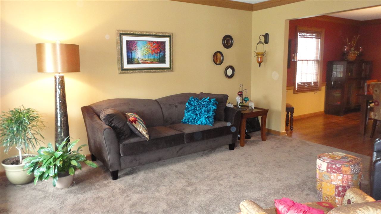 5318 Litchfield Road Fort Wayne, IN 46835 - Photo 5 of 30