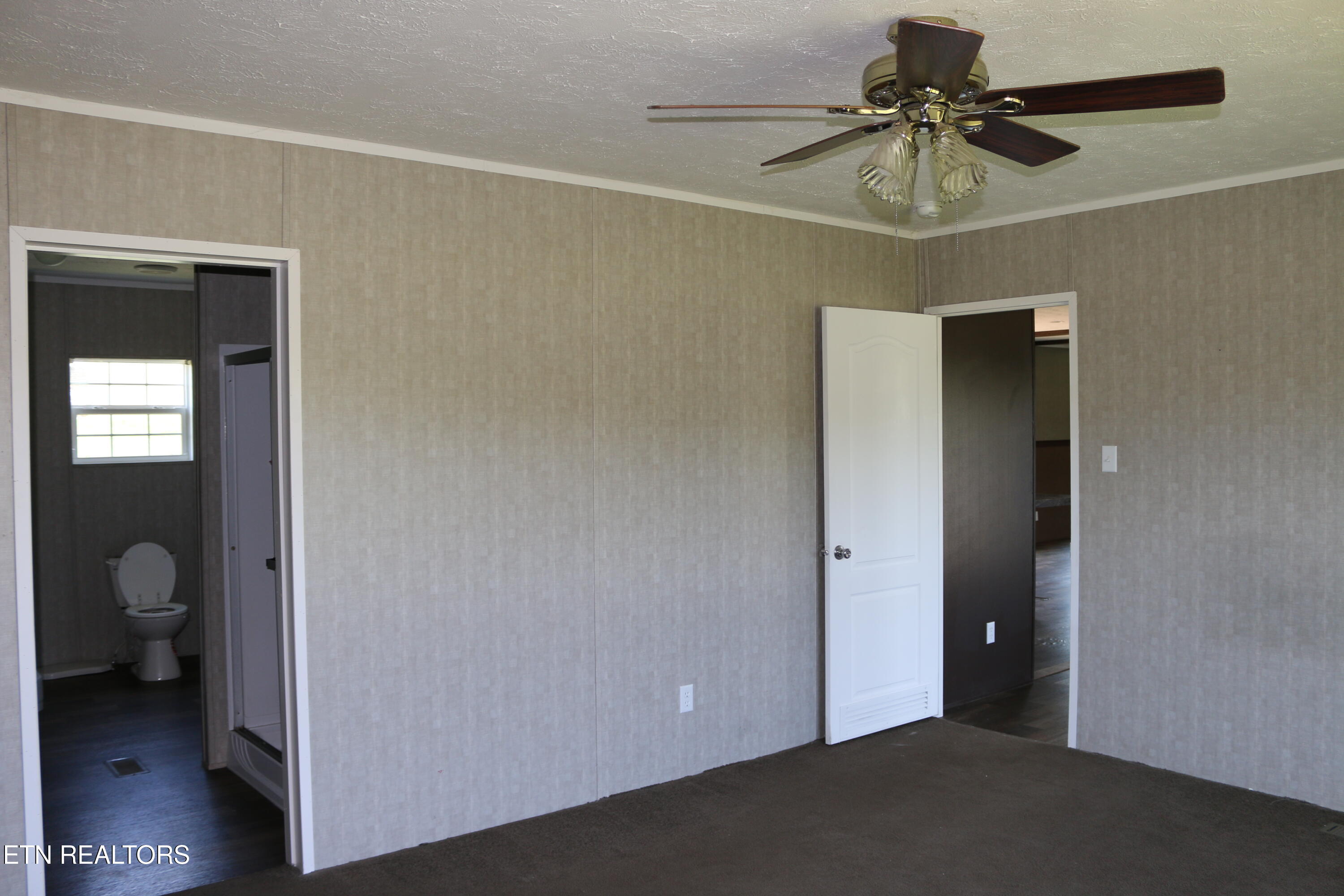 103 Meadow Brook Road Sweetwater, TN 37874 - Photo 16 of 30 Primary bedroom 2