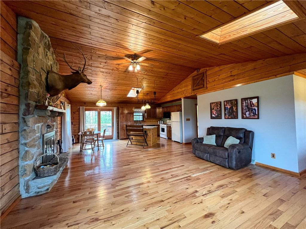 110 Zetta Lane Butler, PA 16002 - Photo 4 of 36 a living room with furniture and wooden floors