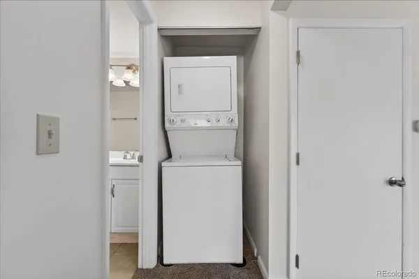 $1,950 | 2499 South Xanadu Way, Unit D, Aurora, CO 80014