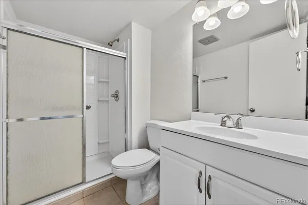 $1,950 | 2499 South Xanadu Way, Unit D, Aurora, CO 80014