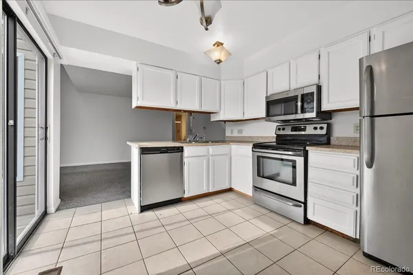 $1,950 | 2499 South Xanadu Way, Unit D, Aurora, CO 80014