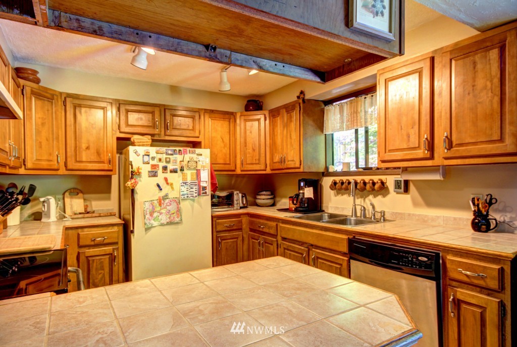 321 4 Corners Road Port Townsend, WA 98368 - Photo 7 of 15 Gallery Image 7